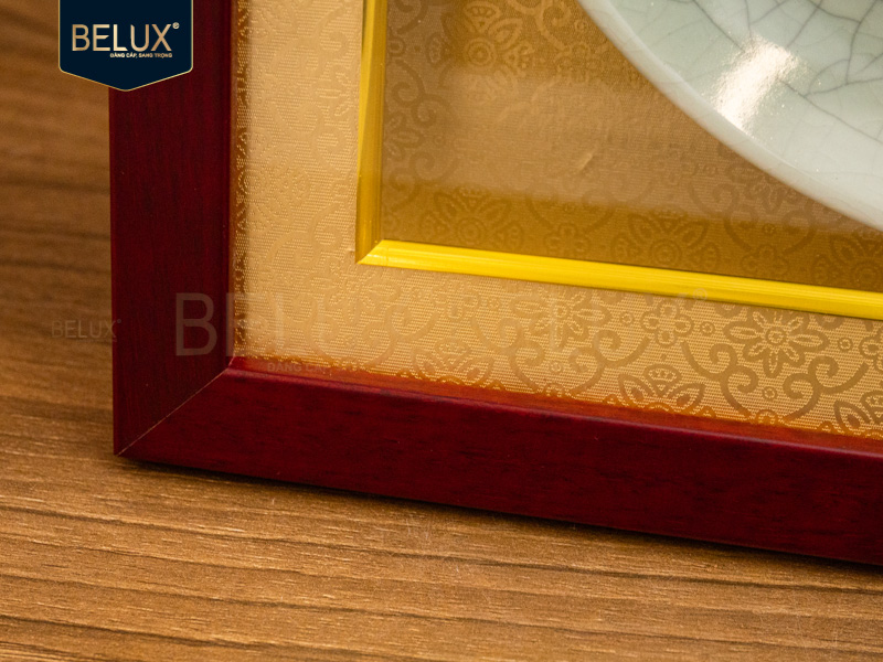 Tranh Mã Hưng Đại Phát dát vàng 24k 30x30cm